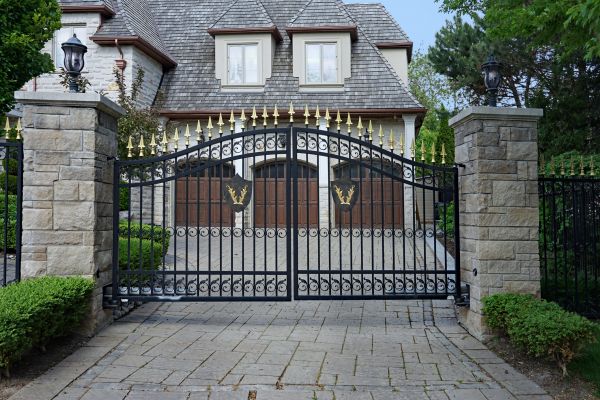 Frisco Driveway Gate Service